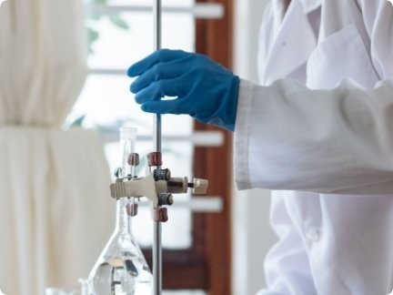 Ultime soluzioni aziendali su Pietra miliare dello spazio: una società privata lancia il primo volo spaziale commerciale