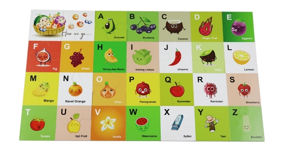 I bambini pavimentano i giochi ed i puzzle educativi del puzzle della frutta dell'alfabeto per i bambini di 5 anni